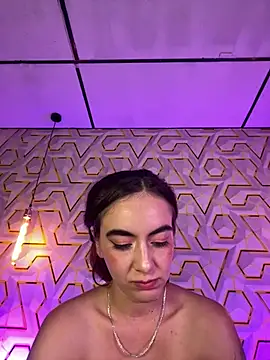 แชท XXX สดของ MelanyyJhonson15