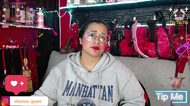 shannon_queen- Adlı Modelin Canlı XXX Sohbeti