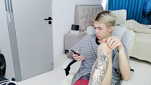 KPL-11 Live XXX Chat