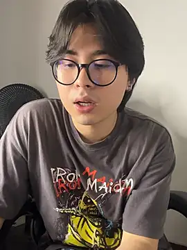 _Tommy_7のライブXXXチャット