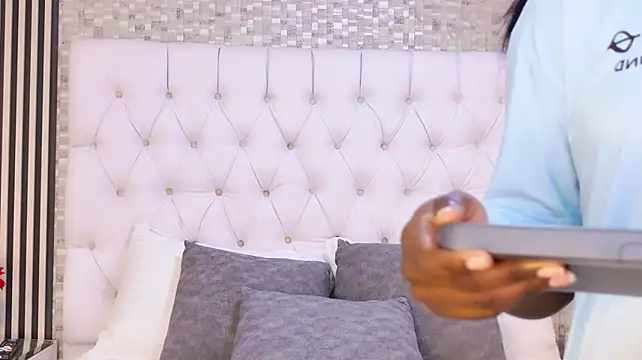 VickyWalles – Naživo XXX chat