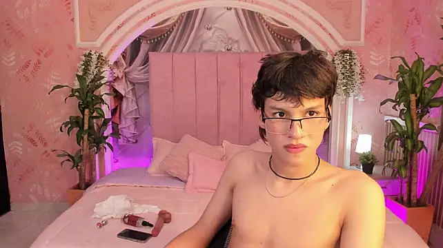 צ'אט XXX בשידור חי של max_hunter1
