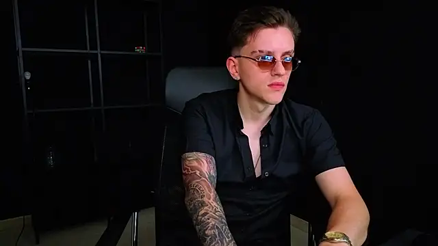 FelixStarkk 在線直播表演
