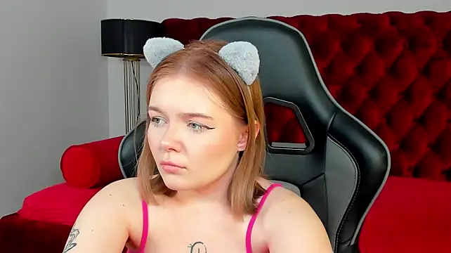 ElinaVale's Live XXX Chat