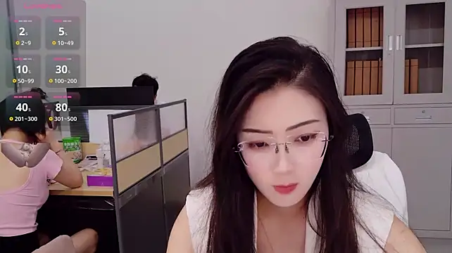 yangyang-777's Webcam Show
