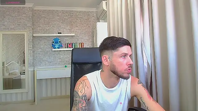 JonahShaw: απευθείας συνομιλία ΧΧΧ