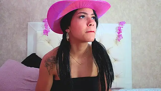 Malia_fox Chat XXX live