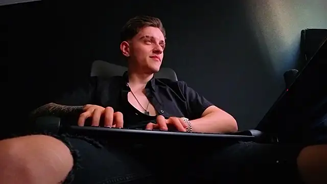 Chat XXX ao vivo de FelixStarkk