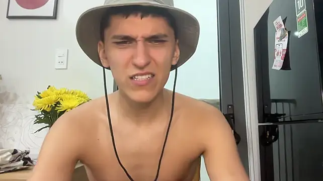 Adrian_Coles élő XXX-chatje
