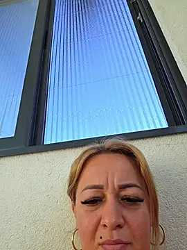 RuxyHuge42ETT's Live XXX Chat