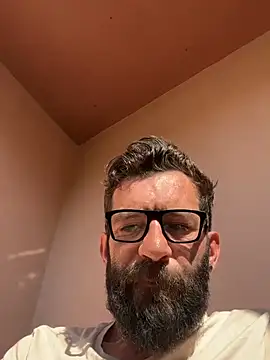 Michel_huge: απευθείας συνομιλία ΧΧΧ