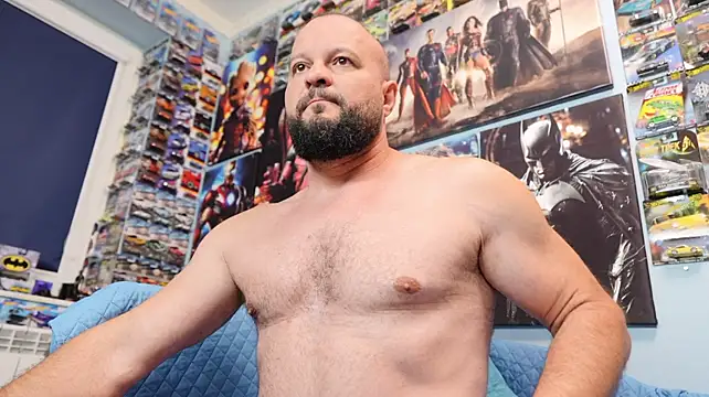 Muscle_Bear Pertunjukan Webcam