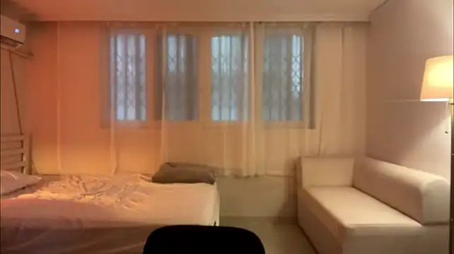 AnyaVibee Шоу с уебкамера
