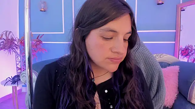 Chat +18 de TaraTaylorr ao vivo