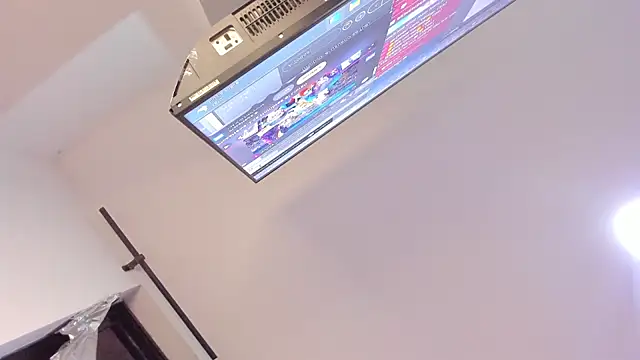Kylie2211's Live XXX Chat