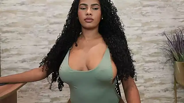 HOTBLACKANDWHITE2 Live XXX-Chat