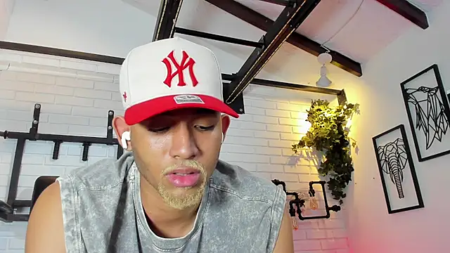 B_Wild 라이브 XXX 채팅