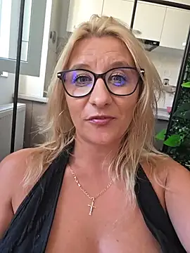KaylinJan Live XXX Chat