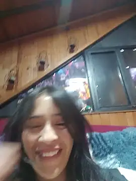 Chat +18 de Hanha00 ao vivo