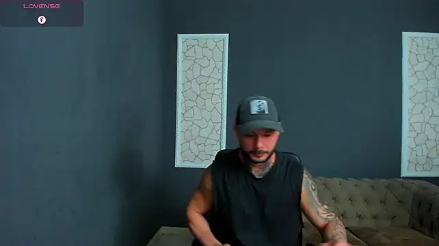 BrianHuntsn Live XXX chat