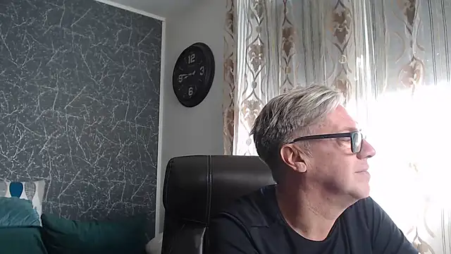 عرض كام RobertStripX