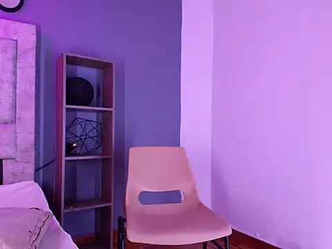 Онлайн чат XXX Hey_Noaah