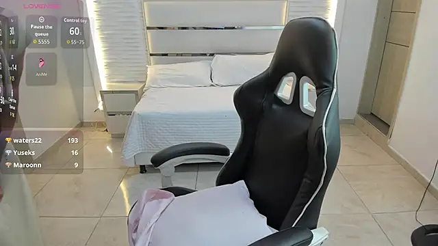 Samia_saleh Webcam show