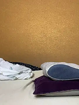 LiluHot élő XXX-chatje