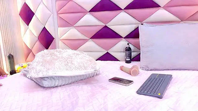 Živý XXX chat samirths_boy_
