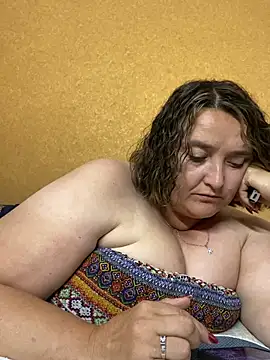 LiluHot লাইভ XXX চ্যাট