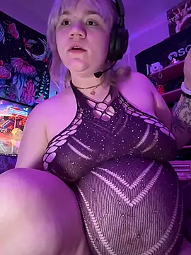 Cutiepiespanks' Live XXX Chat