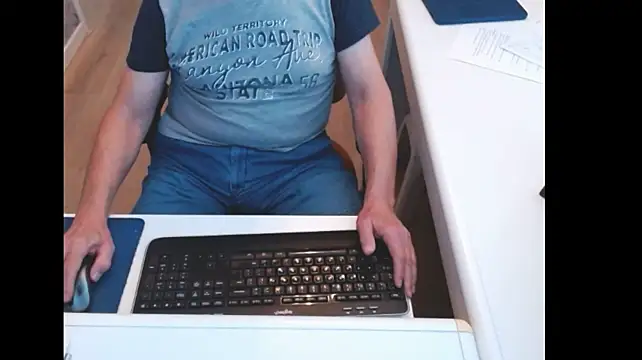 dutchpornkingn Live XXX chat