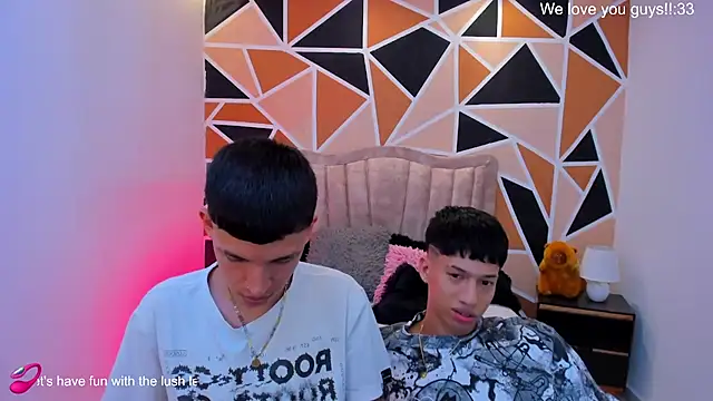Juan_Nd_Steven – Live XXX-chat