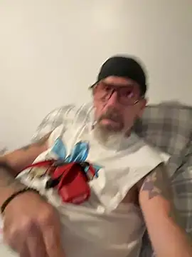 Chatroom XXX en direct de niceguybigcock