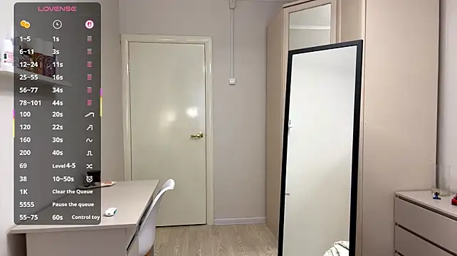 PlatinumLuxe's Webcam Show