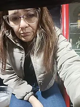 Dannial51 Adlı Modelin Canlı XXX Sohbeti