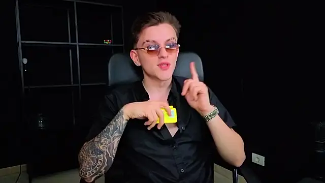 Онлайн чат XXX FelixStarkk