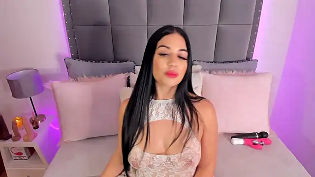 Saian-lory Adlı Modelin Canlı XXX Sohbeti