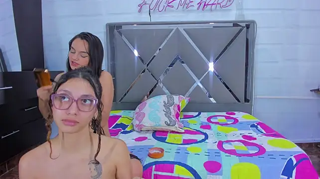 Flirty_Fusion: онлайн-секс-чат