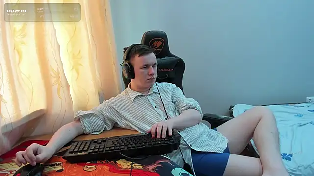 iliaskrislove 现场XXX聊天