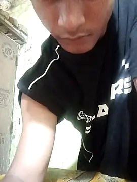 Chat XXX en directo de YourTeenBoy21