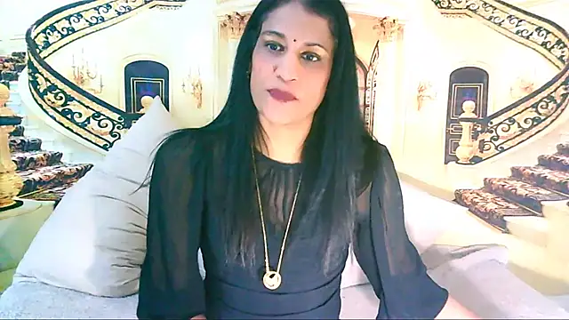 XXX chat uživo modela IndianSexcSmyle
