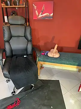 צ'אט XXX בשידור חי של kendylovelancee
