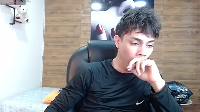 Chat XXX ao vivo de ivan_cooper