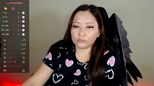 LisaAsianFlower's Live XXX Chat