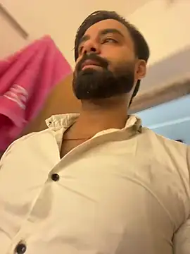 Royalboy_03 লাইভ XXX চ্যাট