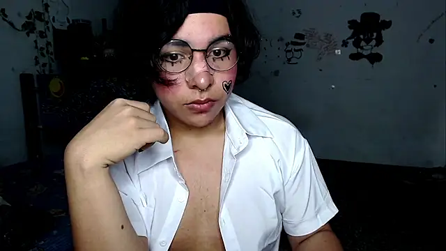 Tiff_-Styles: онлайн-секс-чат