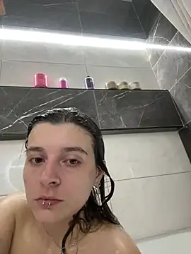 LilyIrons' Live XXX Chat
