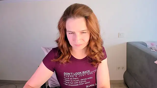 XXX chat uživo modela __MaryLee__