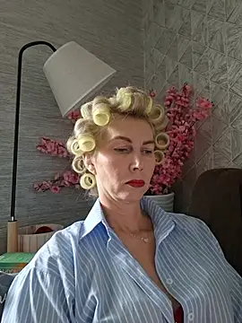 XXX chat uživo modela stellahere8